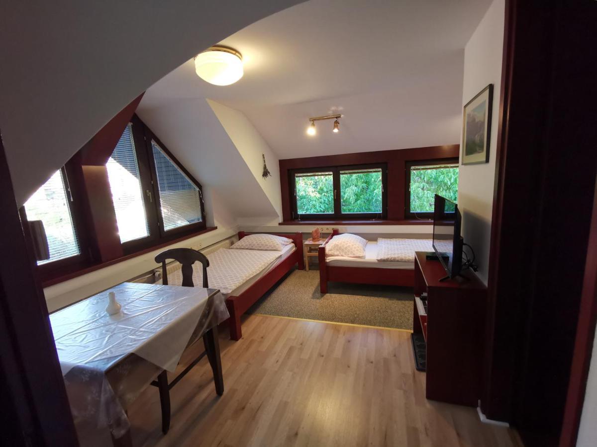 Apartmaji Mak ゴレンスカ地方 エクステリア 写真